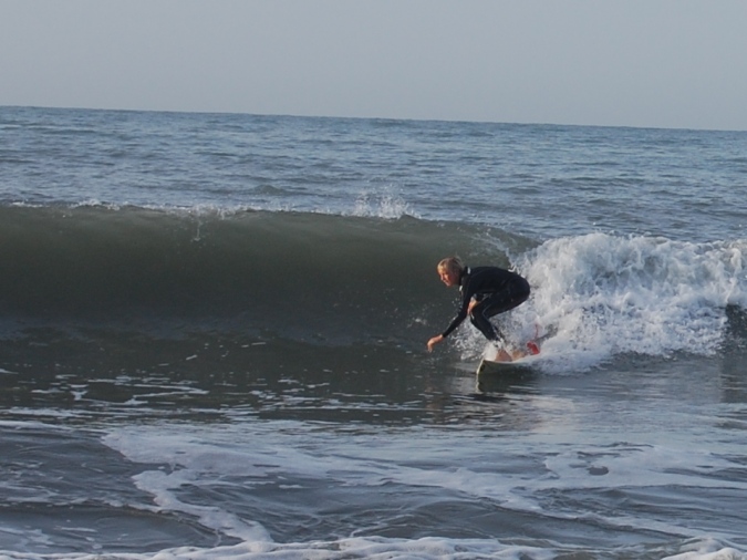 Surfista en el Club de Playa de Almerimar, El Ejido