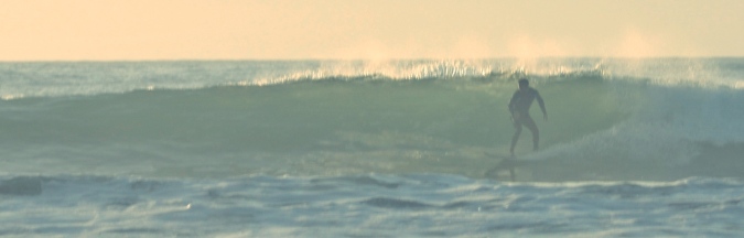 Panorámica de surf en la playa de los Genoveses, Cabo de Gata